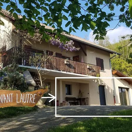 Un Pied Devant L'Autre Sainte-Marie-D'Alvey Εξωτερικό φωτογραφία